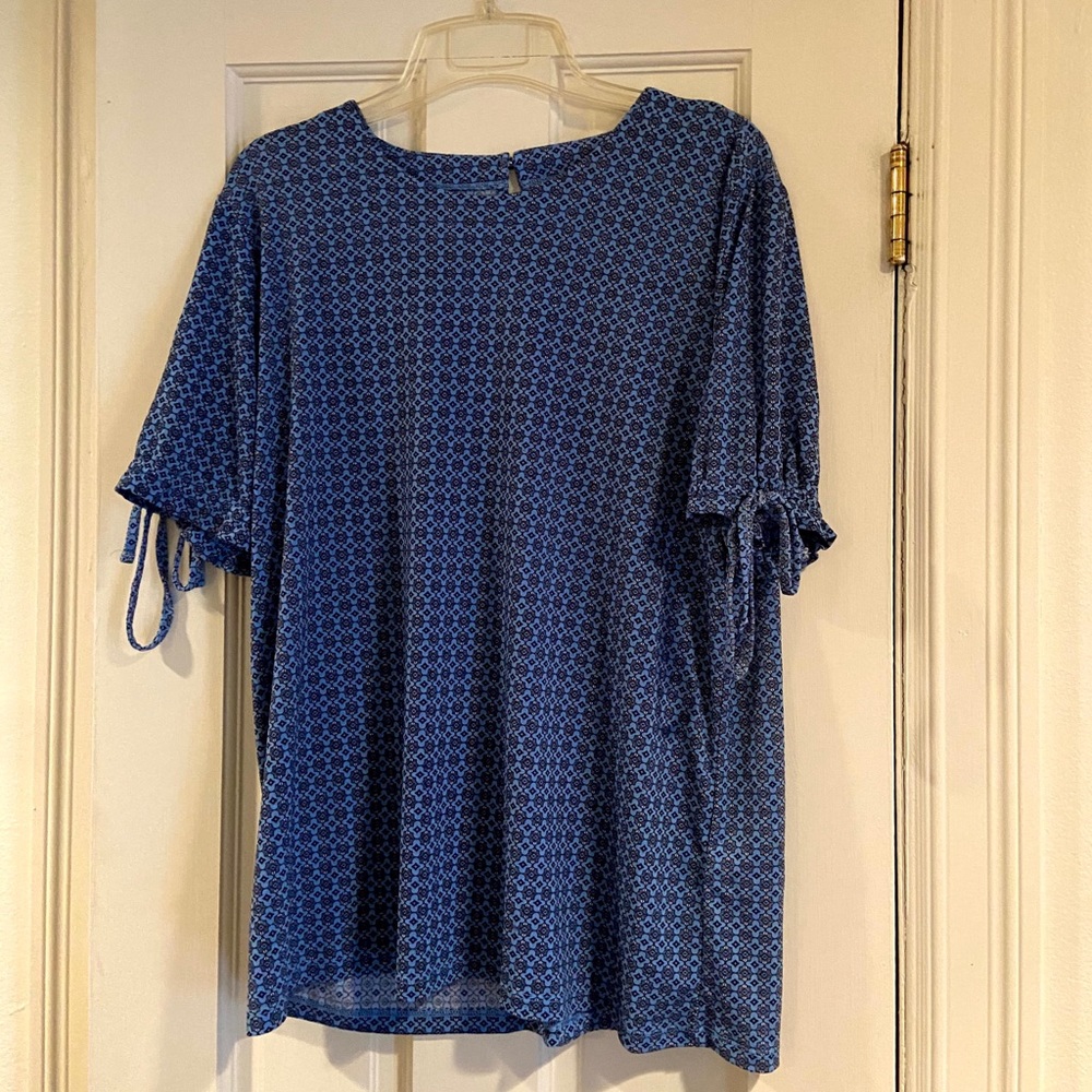 Banana Republic Tie Sleeve Blouse